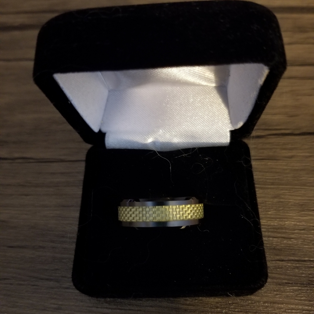 Men's Titanium Ring - image 1